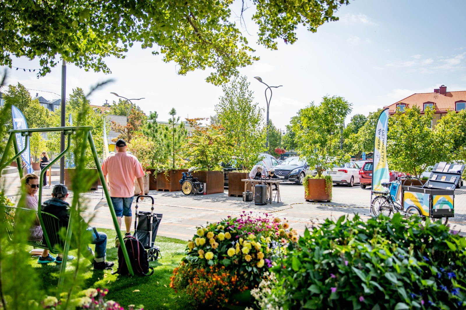 Växter, planteringar häng på sommartorget