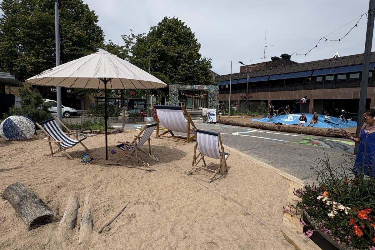 Stranden på sommartorget.